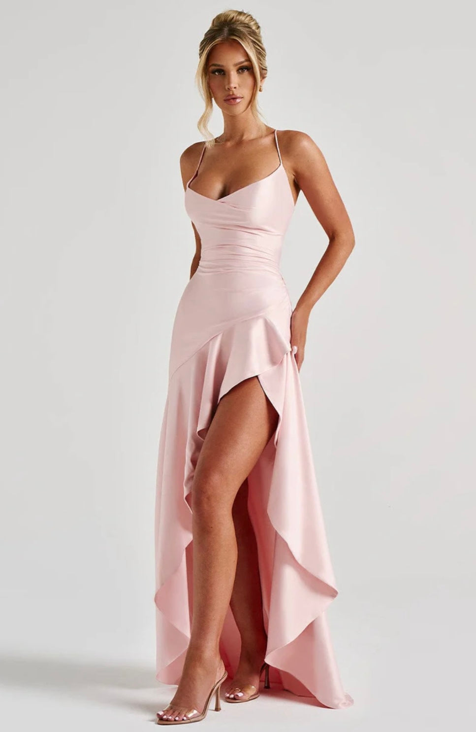 Adrianna™ – Satynowa sukienka maxi z asymetryczną falbaną