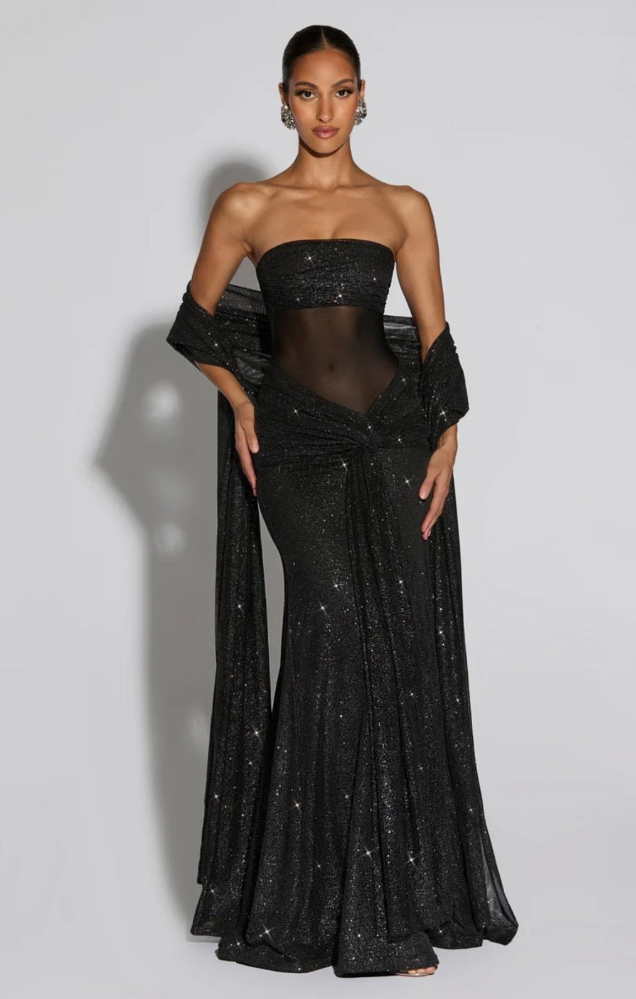 Edyta™ – Modelująca sukienka maxi z połyskującą siateczką