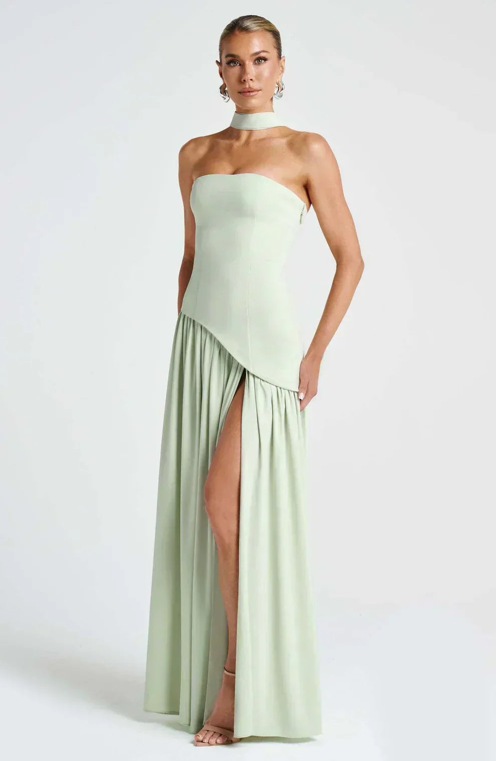 Nadia™ – Asymetryczna modelująca sukienka maxi bez ramiączek
