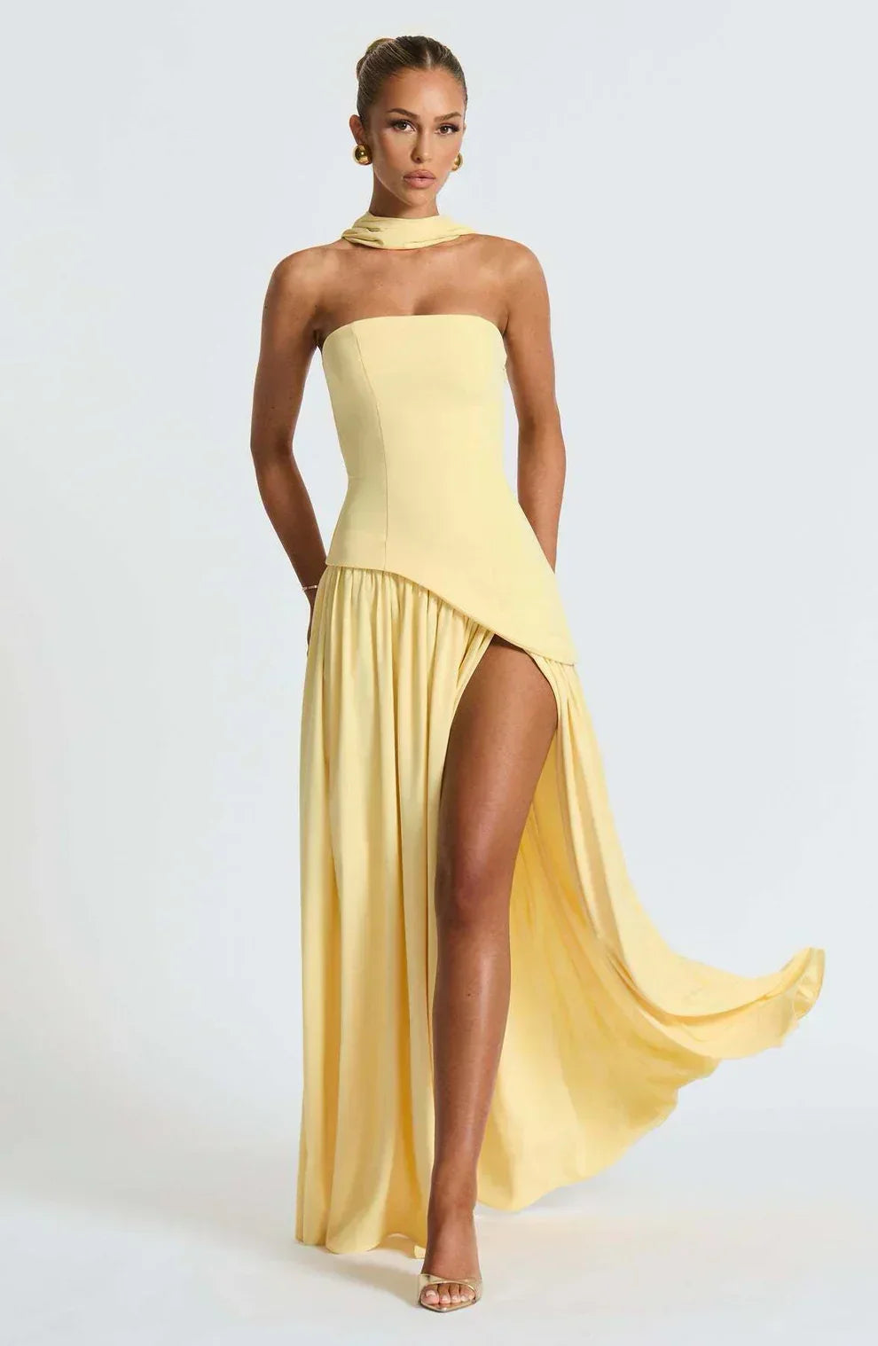 Nadia™ – Asymetryczna modelująca sukienka maxi bez ramiączek