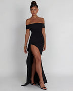 Lidia™ – Dopasowana sukienka maxi z odsłoniętymi ramionami