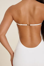 Noemi™ – Biała modelująca sukienka maxi bez ramiączek