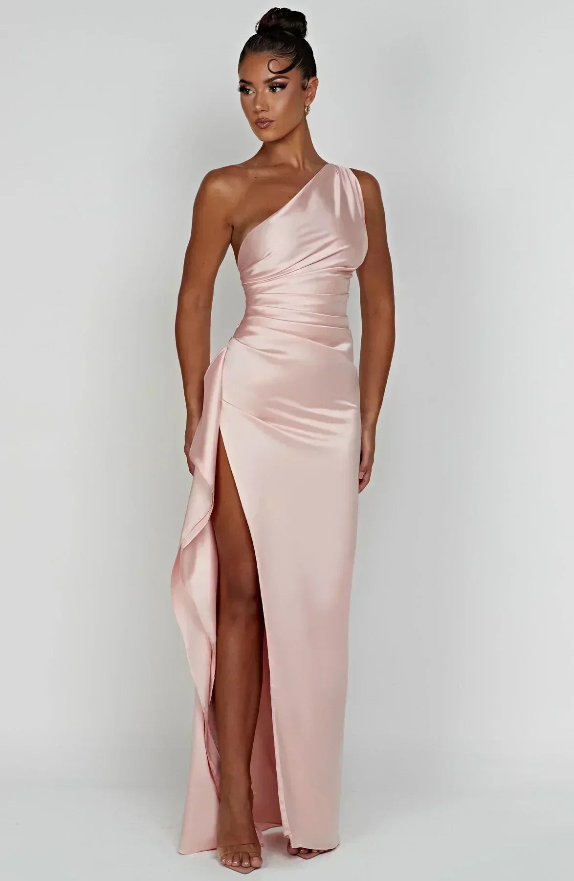 Mira™ – Długa satynowa suknia slip