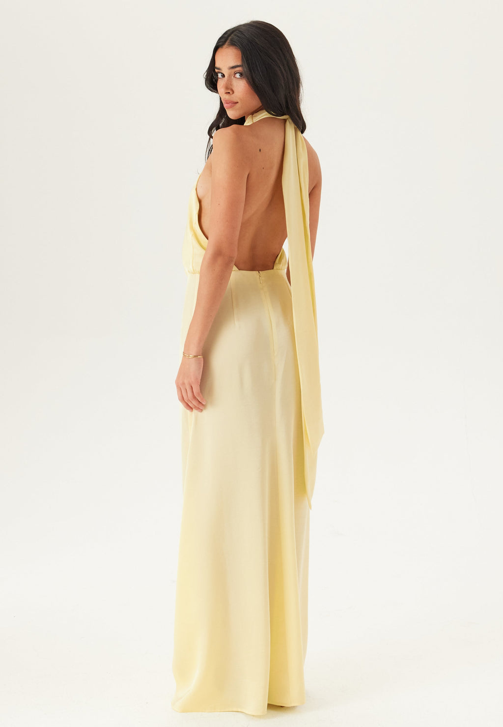 Wiktoria™ – Maślanożółta satynowa sukienka maxi halter