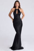 Ida™ – Czarna satynowa sukienka maxi halter z wycięciem