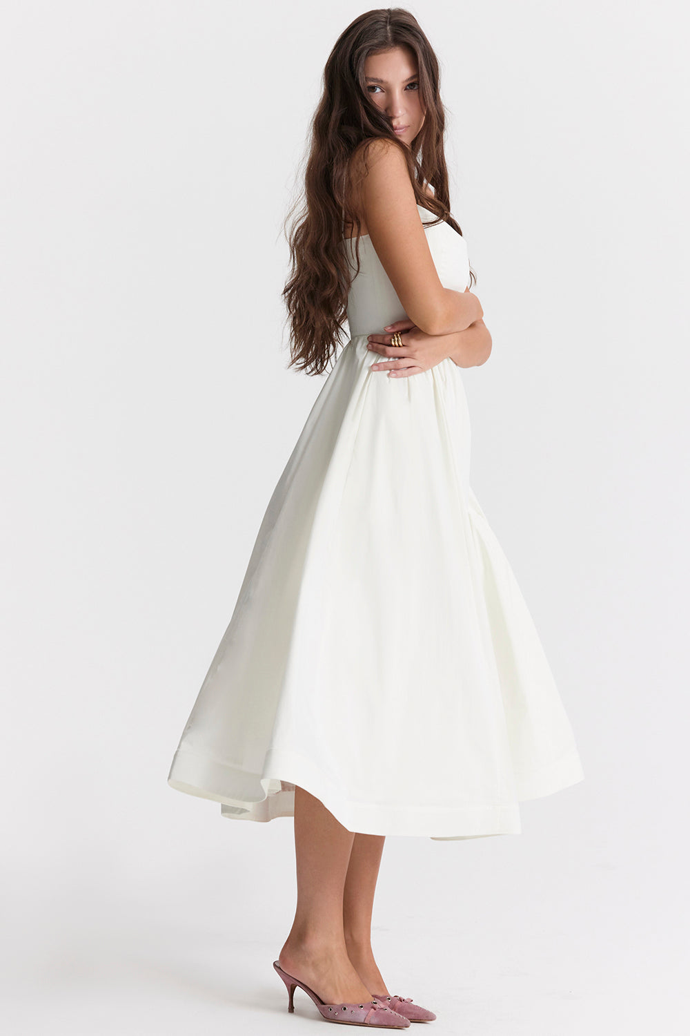 Alicja™ – Elegancka sukienka midi bez rękawów z odkrytymi plecami