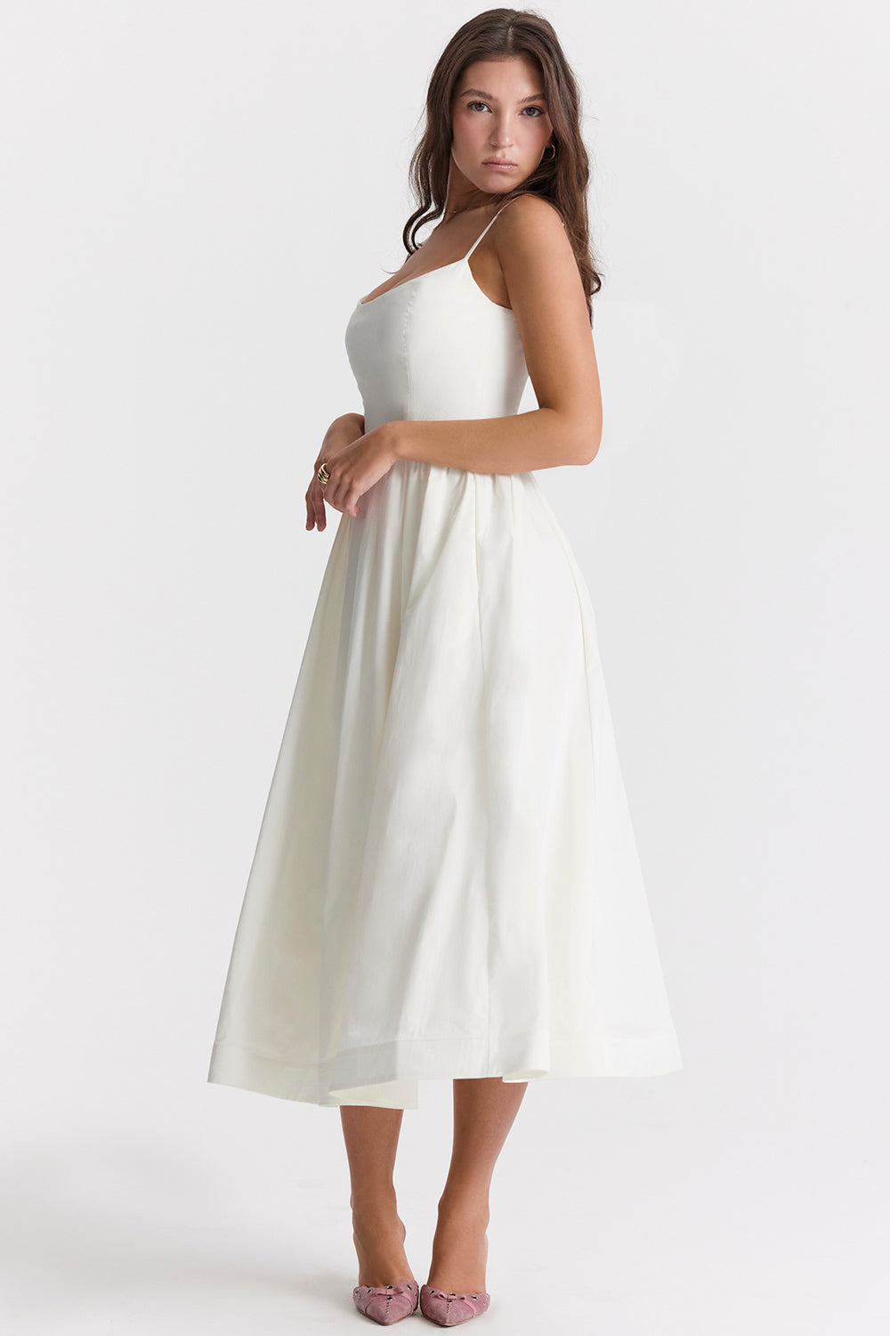 Alicja™ – Elegancka sukienka midi bez rękawów z odkrytymi plecami
