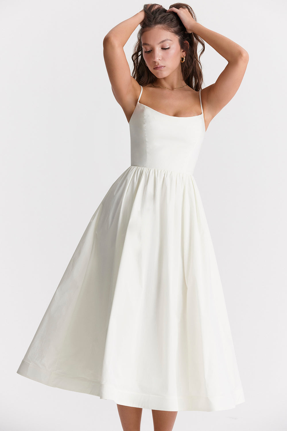 Alicja™ – Elegancka sukienka midi bez rękawów z odkrytymi plecami