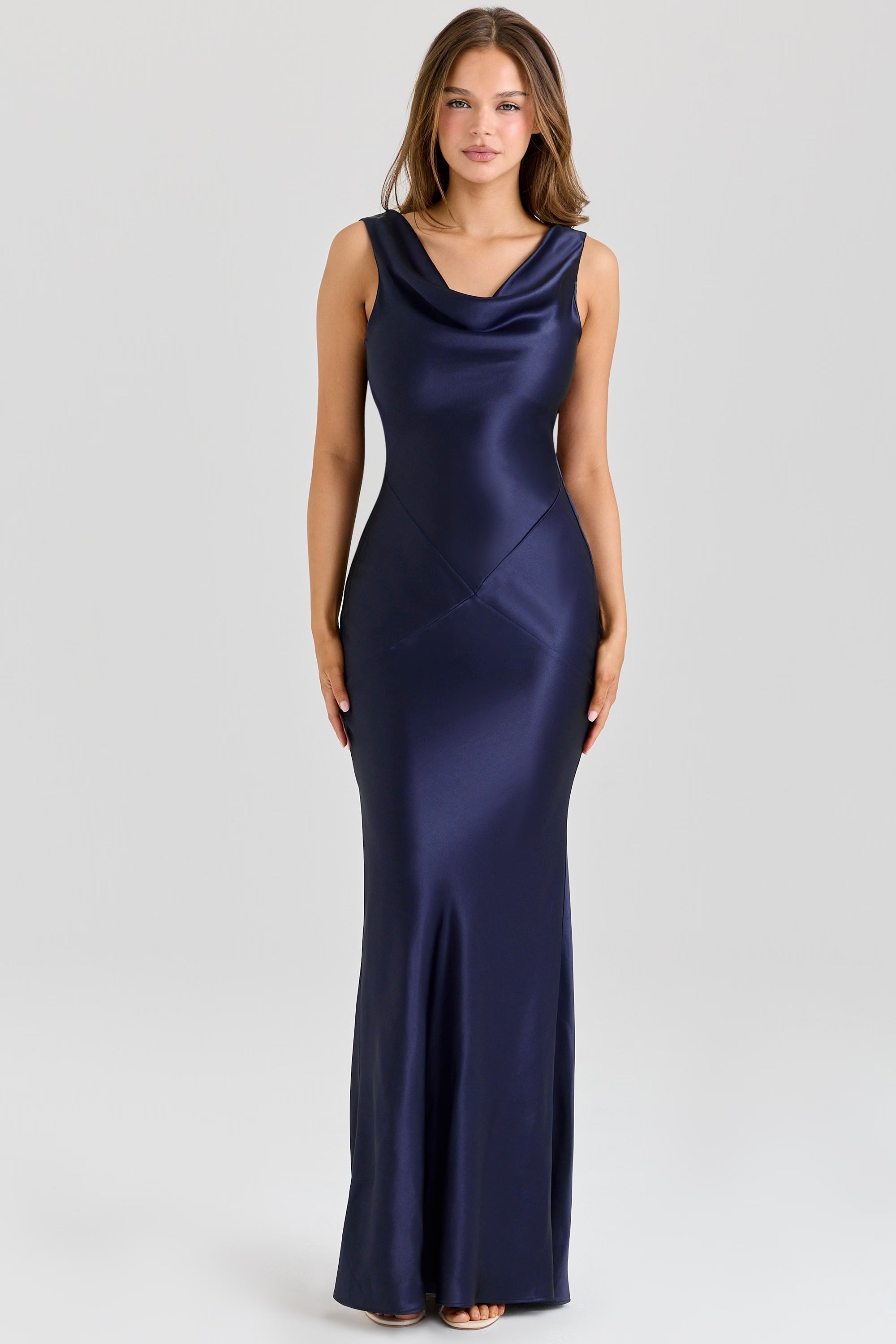 Martyna™ – Szafirowa satynowa sukienka maxi z dekoltem cowl