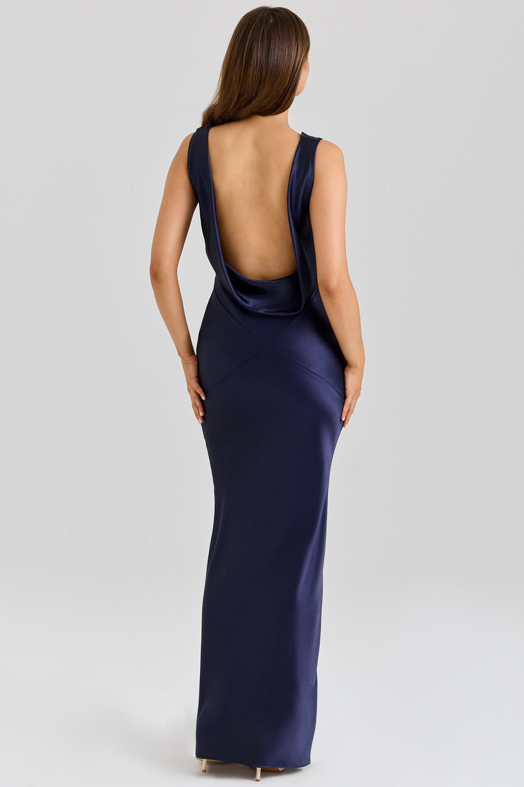 Martyna™ – Szafirowa satynowa sukienka maxi z dekoltem cowl