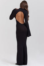 Joanna™ – Czarna dzianinowa sukienka maxi z odkrytymi plecami
