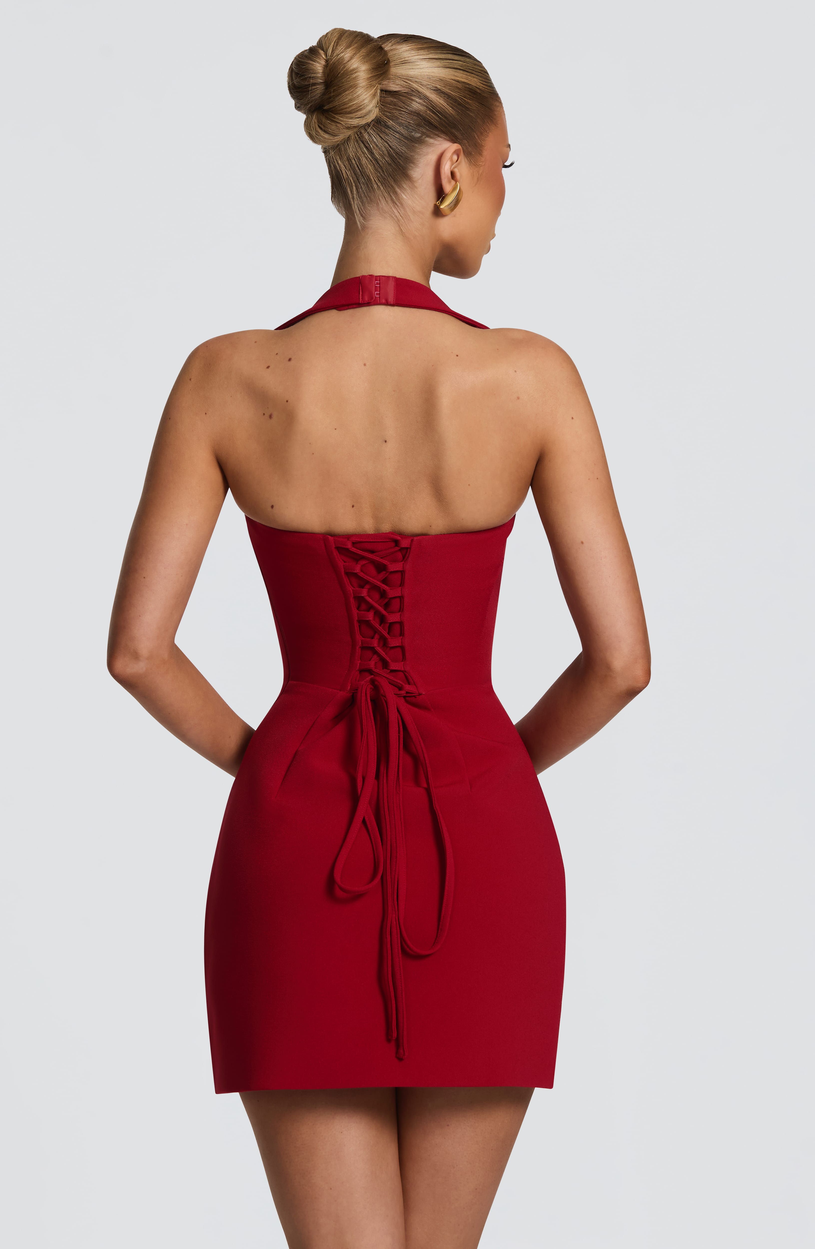 Kornelia™ – Dopasowana modelująca sukienka mini bez ramiączek